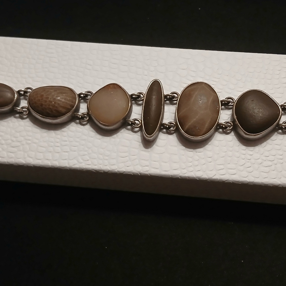 Terri Logan River Stone Toggle Clasp Bracelet Set In Genuine Silver - Picture 2 of 9